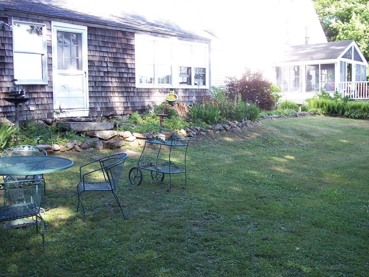Hummingbird Hill Bed & Breakfast Stoddard Exterior photo